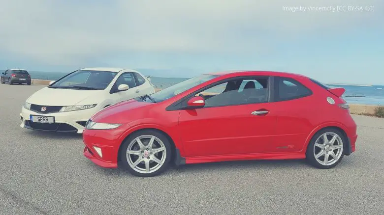 Two Honda Civic Type Rs (FN2)