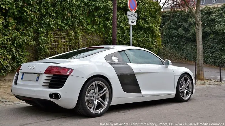 Audi R8