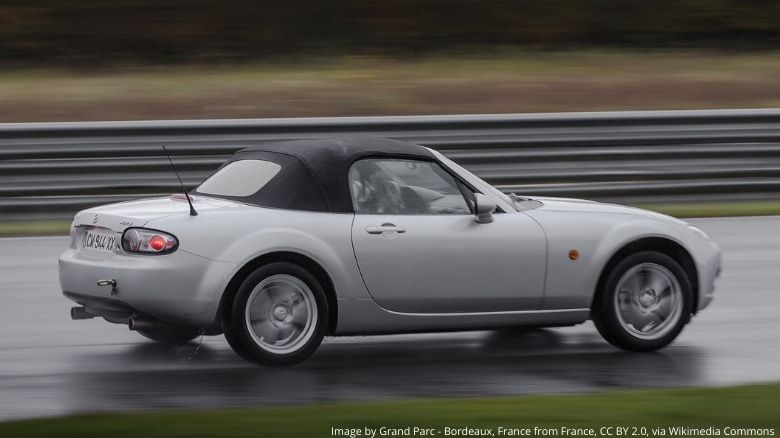 Mazda MX-5 in the rain