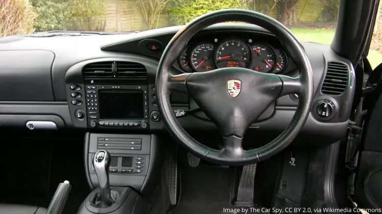 Porsche 996 Carrera interior