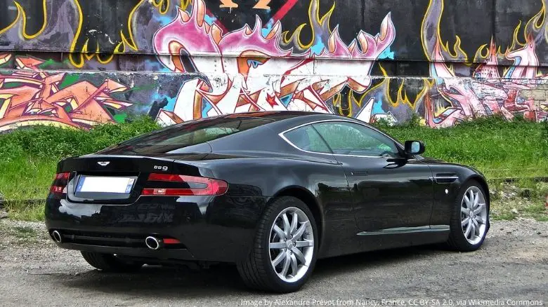 Aston Martin DB9