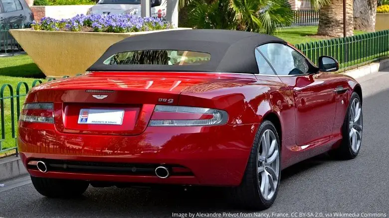 Aston Martin DB9 Volante