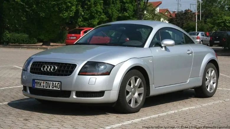 Silver Audi TT Mk1