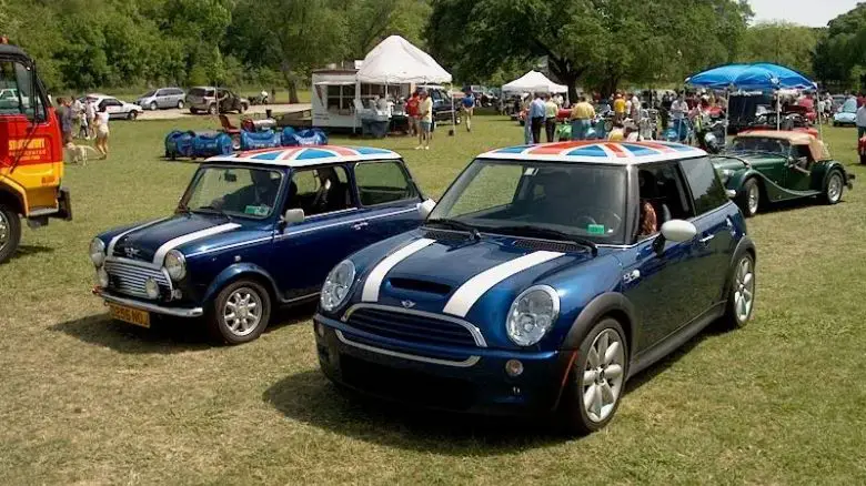 Classic Mini with a BMW Mini