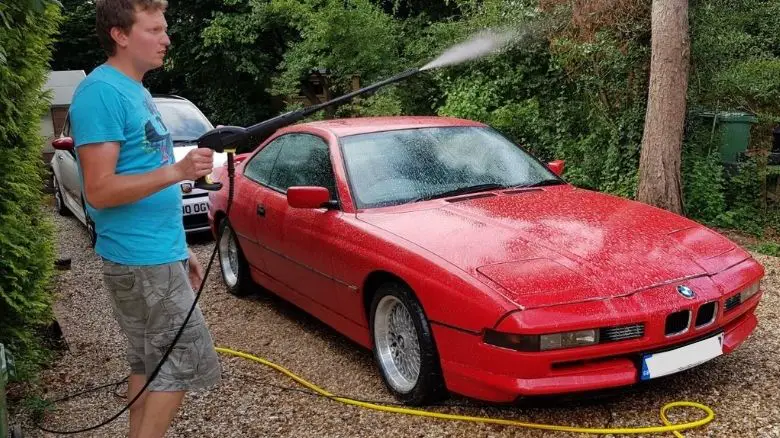 Washing a BMW 8 Series