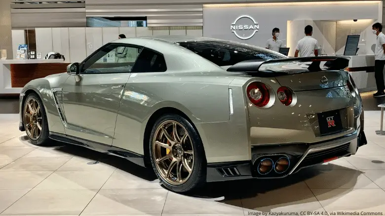 Nissan GT-R