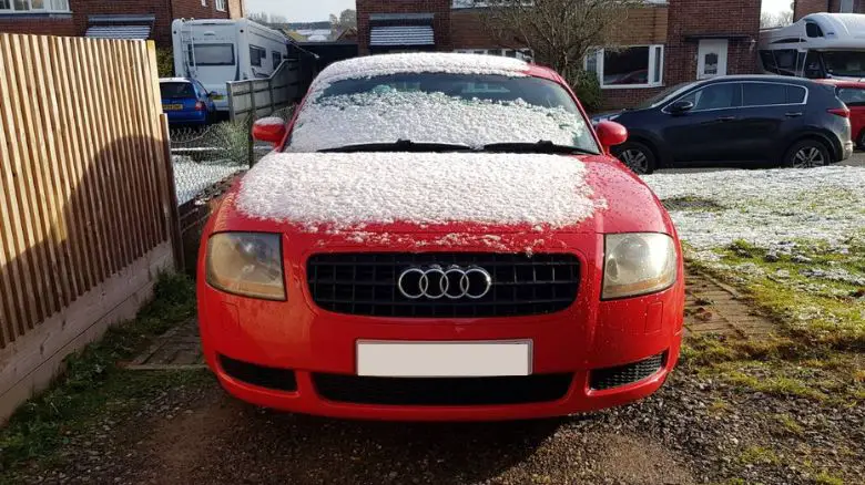 Audi TT in the snow