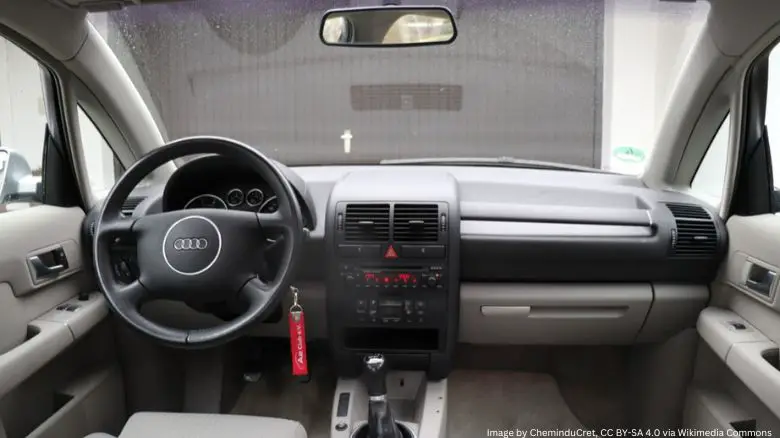 Audi A2 dash